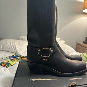 never worn frye harness boots *limited edition-gold hardware*